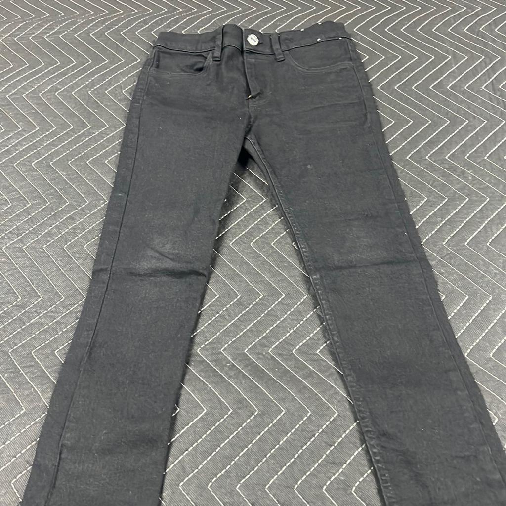 Brand H&M Color Black Boys, Size 8